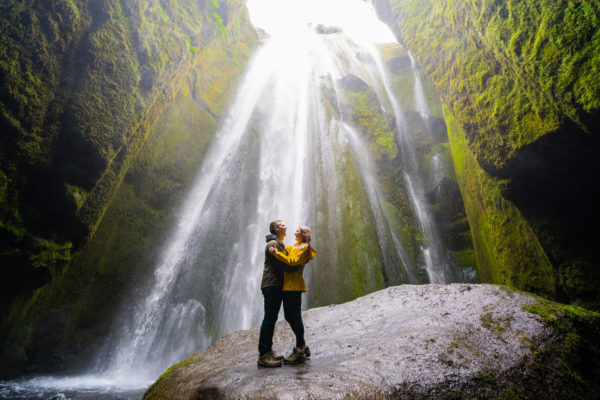 Best Iceland wedding photos - Iceland wedding photographer Nicole Chan